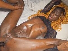 Deep missionary style as Ebony Legeng gets off for her fit lover