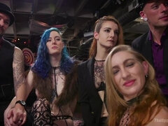 Anális szex, Kötözés, Női, Felpeckelve, Fájdalom, Rab, Lövellt, Swingers