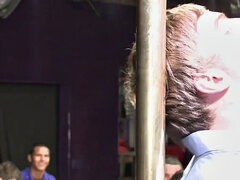 Amateur, Mamada, Garganta profunda, Gay, Grupo, Público, Tatuaje, Voyeur