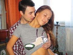 Amatööri, Makuuhuone, Iso perse, Iso kulli, Isot tissit, Suihinotto, Takaapäin, Laiha