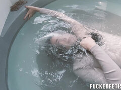 Amatoriale, Bondage sadomaso, Bella, Bikini, Fetish, Latina, Solo, Sott'acqua