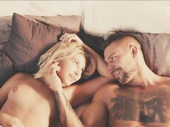 18, Stor rumpe, Blond, Kukk suging, Bakfra, Naturlige bryster, Tenåring, Pupper