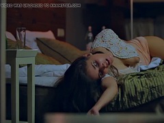 Verga grande, Corrida, Penetracion con dedos, Sexo duro, Latina, Solo