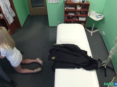 Leie, Fingern, Handjob, Krankenschwester, Büro, Muschi, Uniform, Spanner