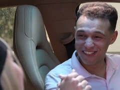 Dude gets to screw two freeuse pussies in one FFM scene