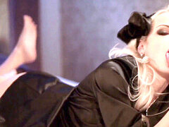 Grosser schwanz, Blasen, Cfnm, Sperma im mund, Spermaladung, Handjob, Ablutschen