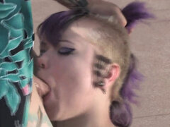 18, 큰 가슴, 오랄섹스, 청소년