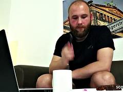 69 negenenzestig, Grote lul, Grote mammen, Sperma shot, Duits, Hardcore, Logement, Tieten likken