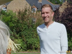 Tyttö, Blondi, Suihinotto, Spermashotti, Kyrpä, Rankka, Hd, Äiti jota haluaisin panna