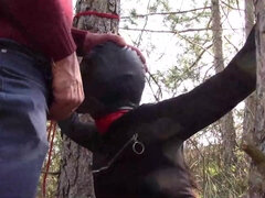 Bondage, Brunett, Långt ner i halsen, Fetisch, Hemmagjord, Utomhus, Liten och nätt, Tonåring