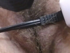 Sexy MILF Shaving Her Pussy