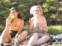 Tedesca amatoriale, Occhiali, Lesbica, All'aperto, Figa, Giochi