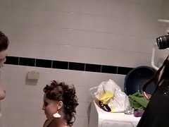 Vysokoškolačka, Masturbace, Sprcha, Běhna