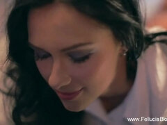 Sucer une bite, Brunette brune, Homme nu et filles habillées, Tir de sperme, Tchèque, Queue, Érotique, Hd