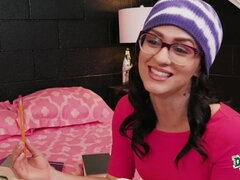 Блондинки, Брюнетки, Колледж, Семяизвержение, Европейки, Вчетвером, Пирсинг, Сиськи