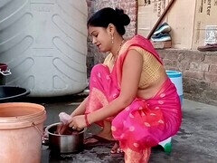 Stepmom doctor Rajlaxmi Aunty gets down and dirty with some Indian sex action