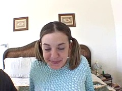Morena, Adolescente, Tetas