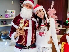 18, Velika rit, Velik kurac, Fafanje, Doggystyle, Naravne joške, Najstnice, Joške