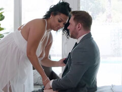 Bundão, Boquete, Latina, Tetas