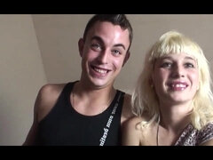 Bitch, Avsugning, Sperma shot, Söt, Ansiktsbehandling, Latina, Grov, Tuttar