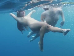 Velike joške, Rjavolaska, Fetiš, Hd, Lezbijke, Majhen, V javnosti, Podvodna