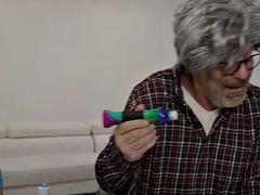 Μεγάλα βυζιά, Πίπα, Γιαγιά, Διαφυλετικό, Γλείψιμο, Τατουάζ