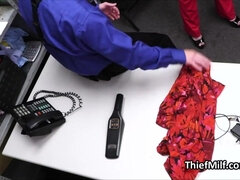 Amaterji, Fafanje, Evinja, Očala, Milf, Mama, Pisarna, Rdečelaska