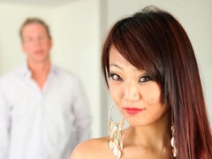 Kuřba, Brunetka, Prstovanie, Výprask, Pička, Vyholené, Vychudnutá, Teenka