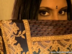 Witching sweetie pie - music dirt - Bollywood Nudes HD