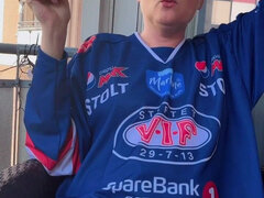 Mogen, Naken, Kort hår, Röker