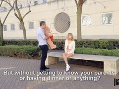 ブロンド, フェラチオ, バック, 眼鏡, 自然山雀, ハメ撮り, 公共, スペイン人