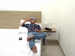 Indian Hotel Room Sex - OYO Malkin Fucked Hard by Amanraza9 & Baby Kajal