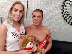 Loiroa, Boquete, Transar de quatro, Masturbação, Raspar depilar, Adolescente, Brinquedos