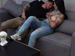 Amateur, Lécher le cul, Gros cul, Gros seins, Sucer une bite, Fille latino, Chatte, Tatouage