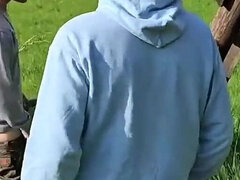 Amatőr, Hatalmas hátsó, Monumentális dákó, Szájba élvezés, Ondó fröcskölés, Meleg, Szabadban