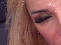 Anal, Avsugning, Bukkake, Sperma shot, Gangbang, Hardcore, Milf, Grov