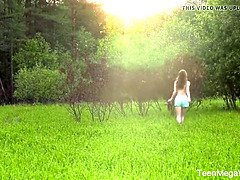 TeenMegaWorld - Beautiful Angels u2013 hot chicks lick clits in field