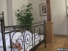 18 años, Hermano, Morena, Engañando, Checa, Novia, Sexo duro, Afeitado