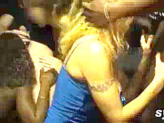 Amateur, Anal, Branlette thaïlandaise, Masturbation, De plein air, Public, Réalité, Voyeur