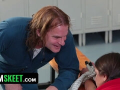 アメリカ人, デカ尻, フェラチオ, チアリーダー, Hd, 叫ぶ, 締まりの良い, オッパイの