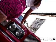 DeluxeDivas - Live Chat - Valery Summer