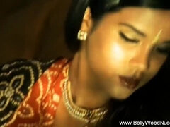 Азиатки, Красотки, Брюнетки, Хд, Индианки, Милф, Мамочка, Соло