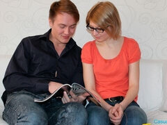 Culo grosso, Pompino, Da dietro, Tette naturali, Piccola, Capelli corti, Ragazza, Tette