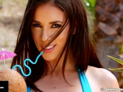 Velké kozy, Bikini, Brunetka, Vlasaté, Hd, Masturbace, Venku, Pička