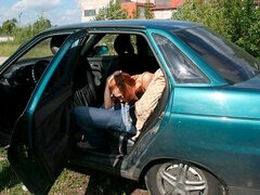 Blasen, Spermaladung, Hundestellung, Handjob, Milf, Rotschopf, Rasiert, Flotter dreier