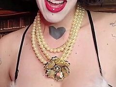 Femme dominatrice, Mère que j'aimerais baiser