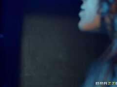 Tette grandi, Imbrogliare, Coppia, Tacchi, Figa, Tatuaggi, Tanga, Moglie