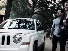 항문, 사정 샷, 깊은목구멍, 더블 삽입, 핑거링, 남자 둘에 여자 하나, 청소년, 쓰리섬