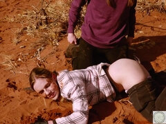 Hatalmas hátsó, Kötözés, Mocskos, Hd, Leszbikus, Vöröshajú, Megkötözve, Begyek