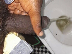 You Love to Swallow My Pee